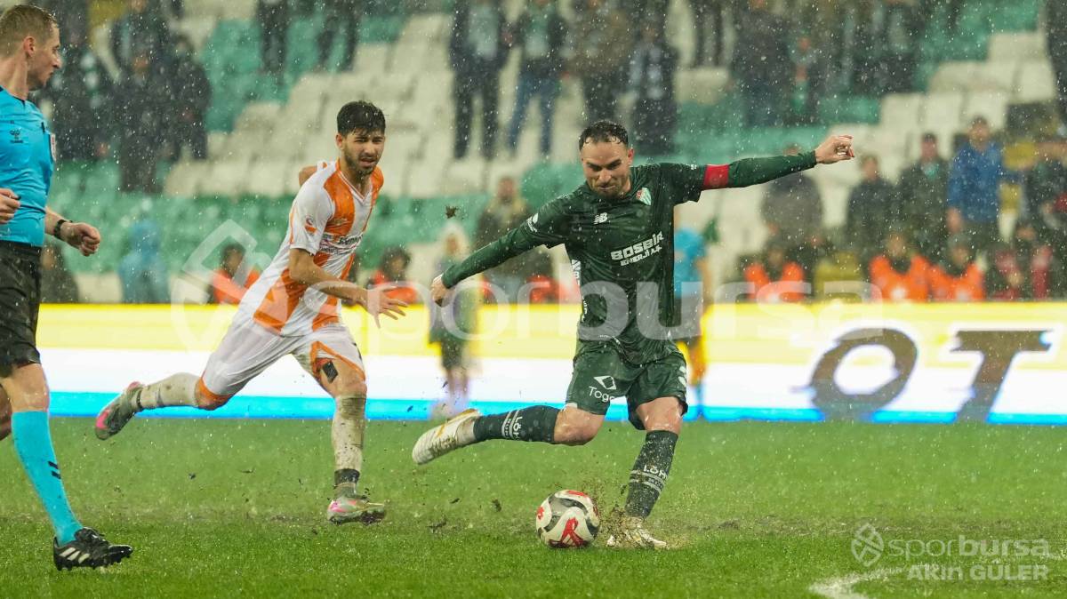BURSASPOR - ADANASPOR MAÇI FOTOĞRAFLARI
