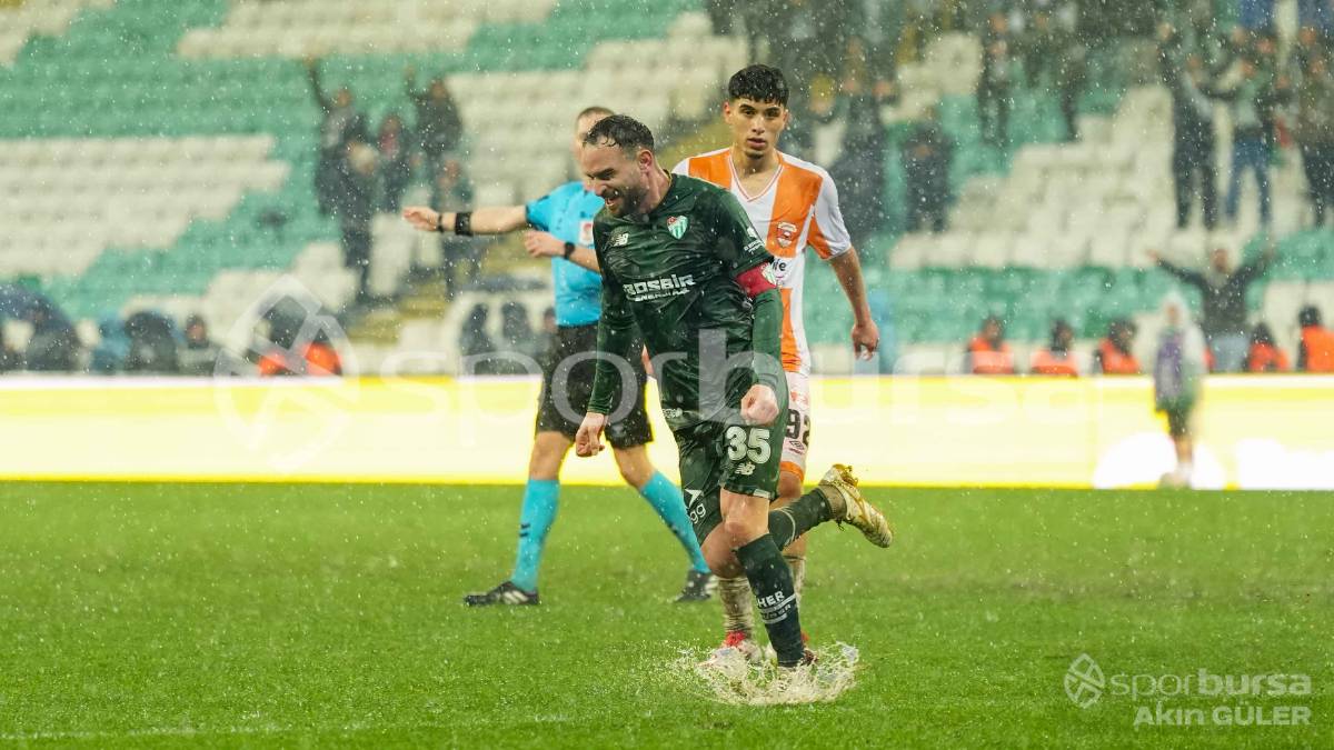 BURSASPOR - ADANASPOR MAÇI FOTOĞRAFLARI