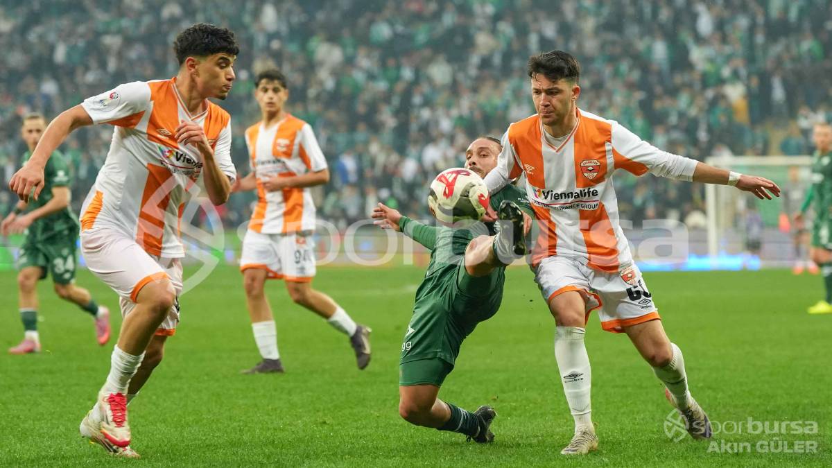 BURSASPOR - ADANASPOR MAÇI FOTOĞRAFLARI