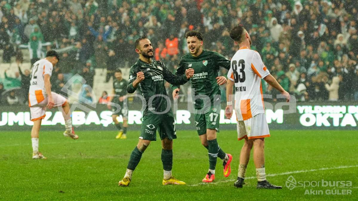 BURSASPOR - ADANASPOR MAÇI FOTOĞRAFLARI