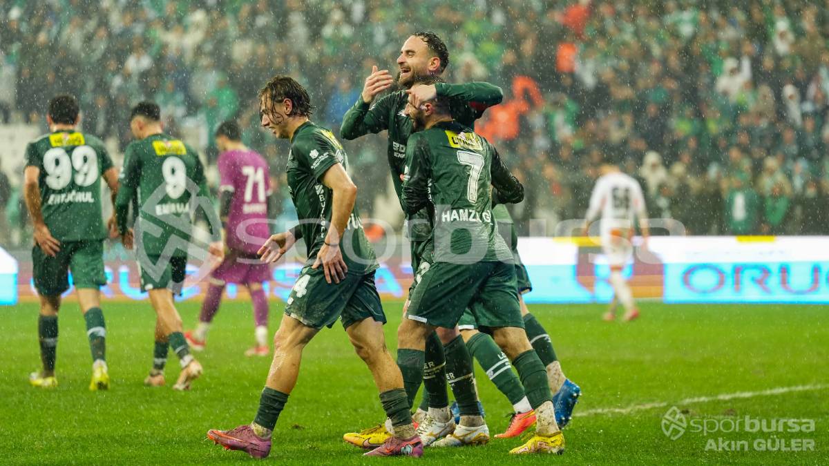 BURSASPOR - ADANASPOR MAÇI FOTOĞRAFLARI