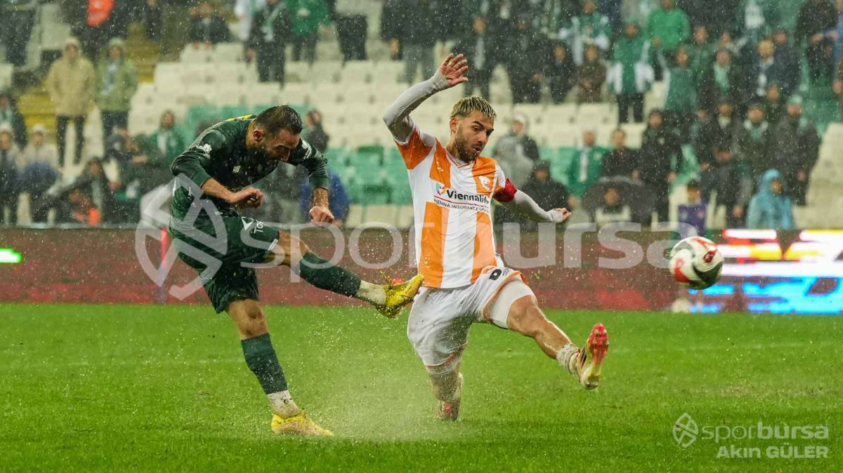 BURSASPOR - ADANASPOR MAÇI FOTOĞRAFLARI