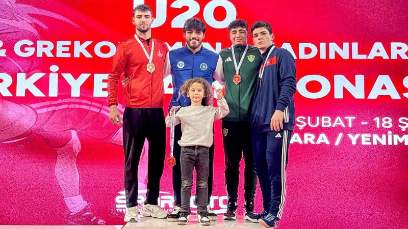 Minderde Büyükşehir’den 3 madalya