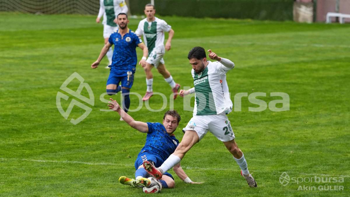 MENEMEN FK - BURSASPOR MAÇ FOTOĞRAFLARI