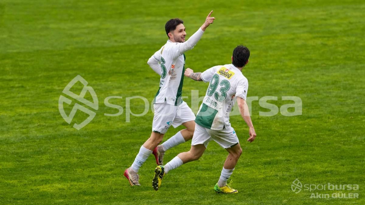 MENEMEN FK - BURSASPOR MAÇ FOTOĞRAFLARI