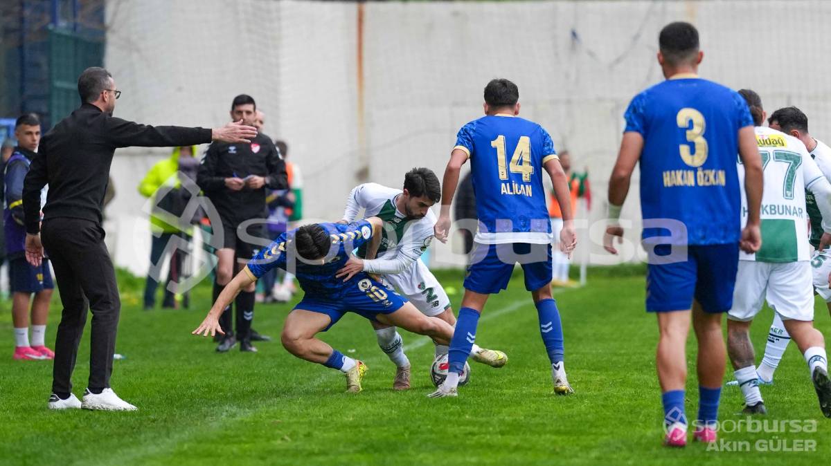 MENEMEN FK - BURSASPOR MAÇ FOTOĞRAFLARI
