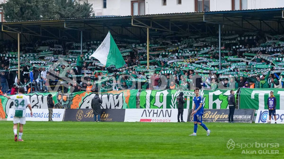 MENEMEN FK - BURSASPOR MAÇ FOTOĞRAFLARI