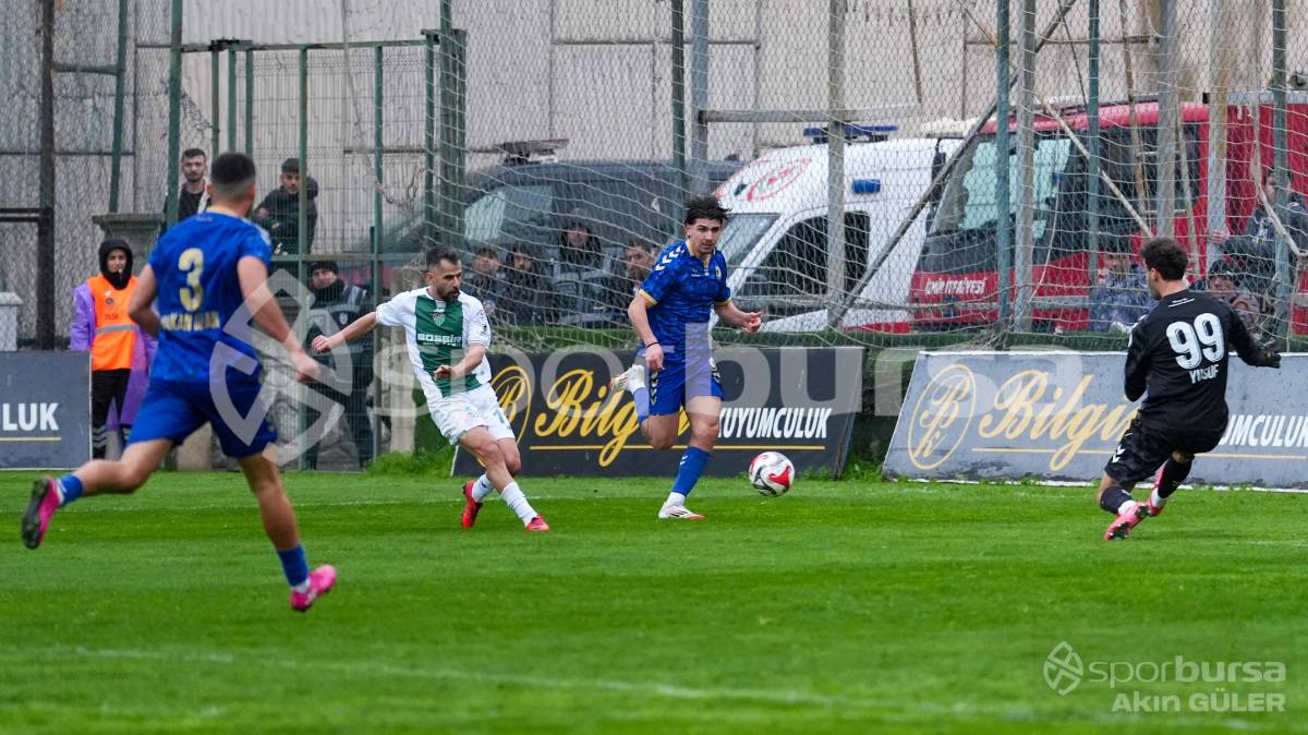 MENEMEN FK - BURSASPOR MAÇ FOTOĞRAFLARI