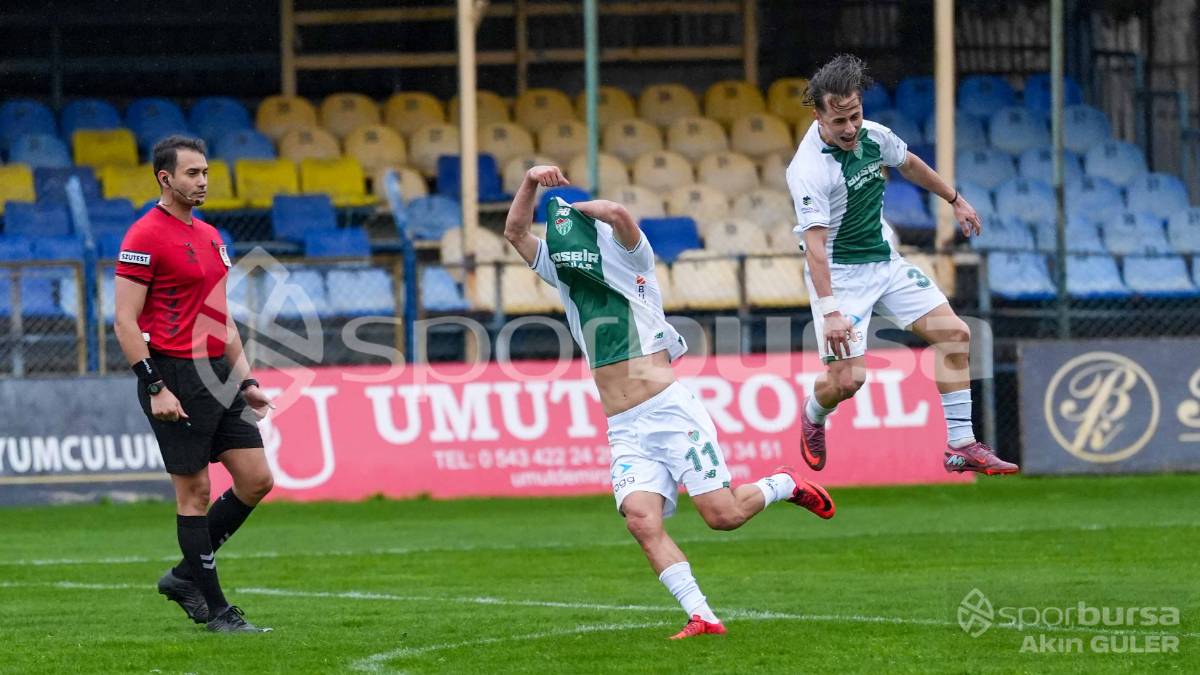 MENEMEN FK - BURSASPOR MAÇ FOTOĞRAFLARI