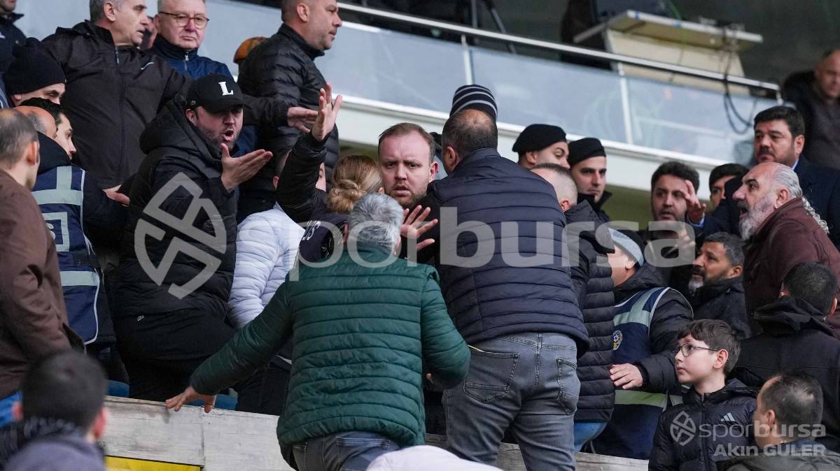 MENEMEN FK - BURSASPOR MAÇ FOTOĞRAFLARI