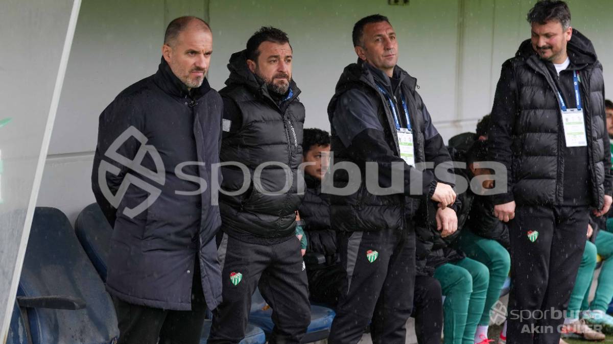 MENEMEN FK - BURSASPOR MAÇ FOTOĞRAFLARI
