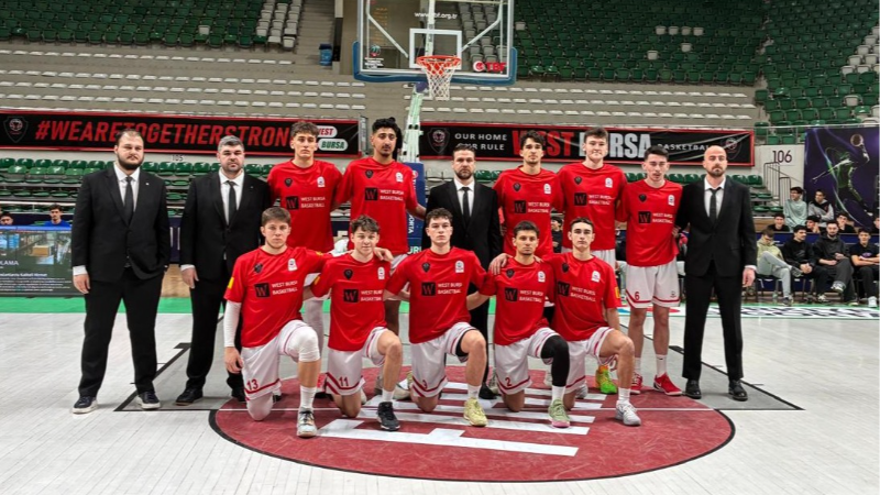 West Bursa çok farklı başladı