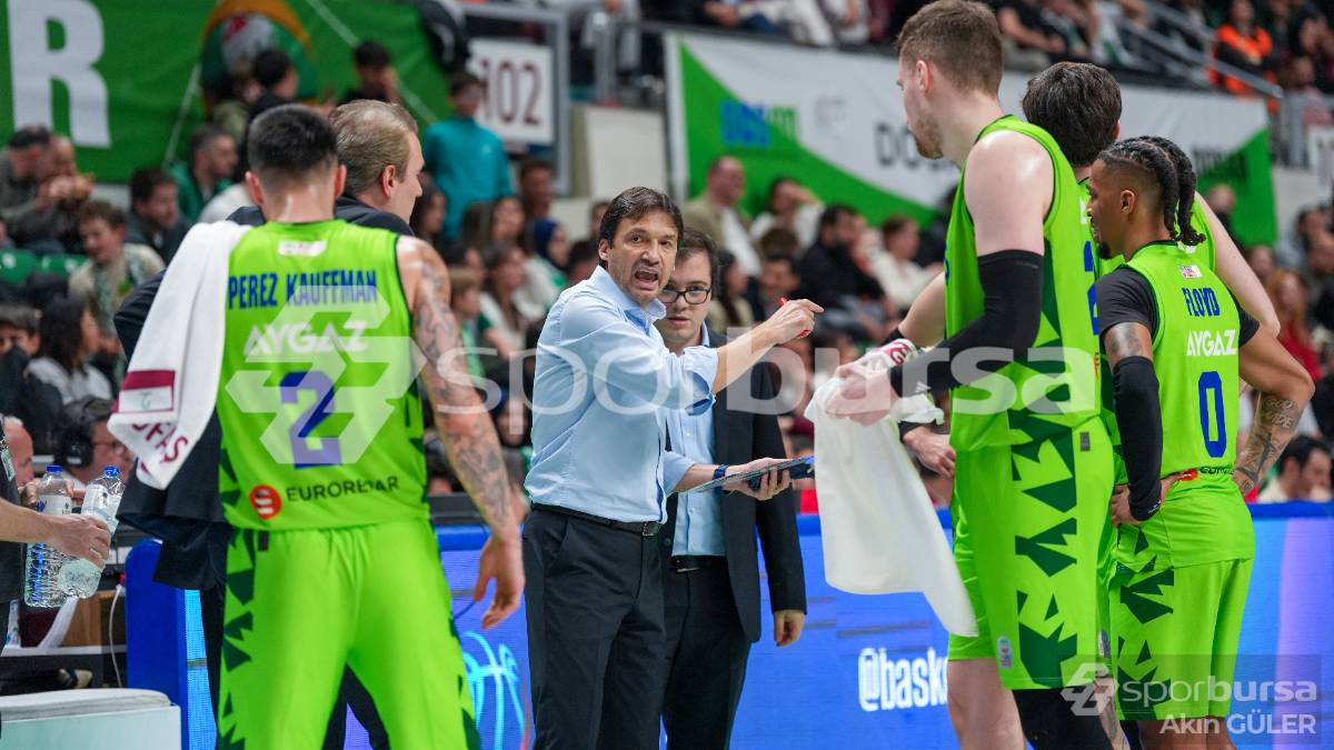 BURSASPOR - TOFAŞ BASKETBOL MAÇ FOTOĞRAFLARI