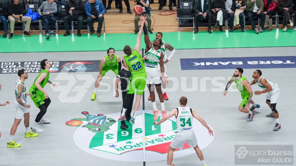 BURSASPOR - TOFAŞ BASKETBOL MAÇ FOTOĞRAFLARI