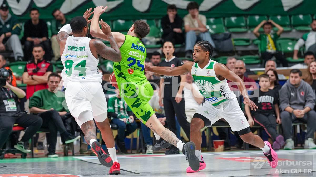 BURSASPOR - TOFAŞ BASKETBOL MAÇ FOTOĞRAFLARI
