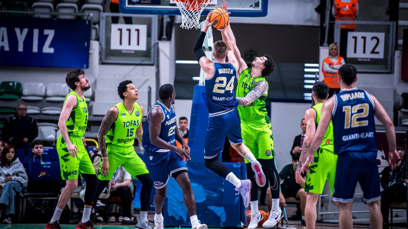 Tofaş Yunan ekibine evinde yenilip Avrupa’yı noktaladı!