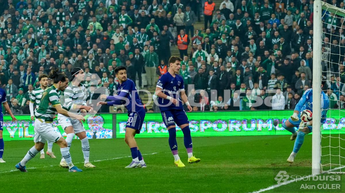 BURSASPOR - GÜZİDE GEBZESPOR MAÇ FOTOĞRAFLARI
