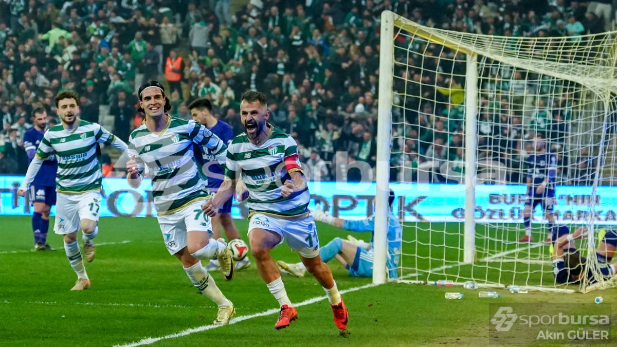 BURSASPOR - GÜZİDE GEBZESPOR MAÇ FOTOĞRAFLARI