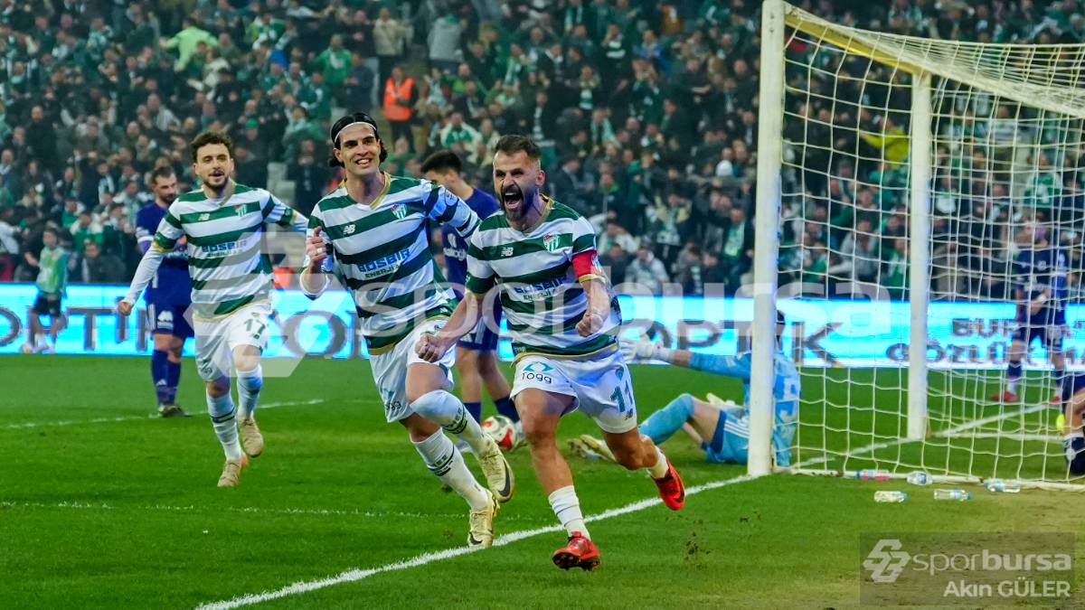 BURSASPOR - GÜZİDE GEBZESPOR MAÇ FOTOĞRAFLARI