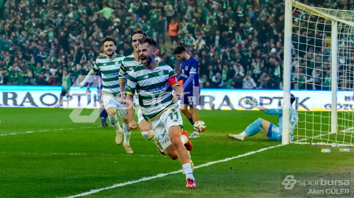 BURSASPOR - GÜZİDE GEBZESPOR MAÇ FOTOĞRAFLARI