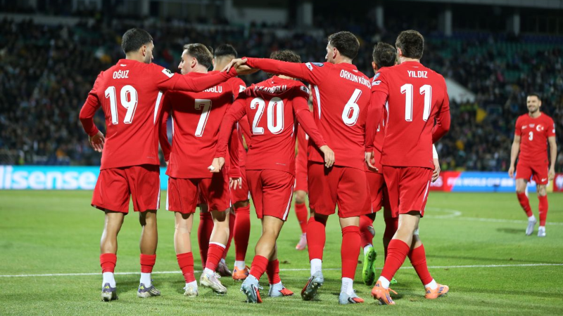 A Milliler play off finali için Romanya önünde