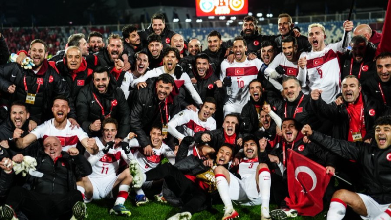 A Milli Takım 3 sıra yükseldi!