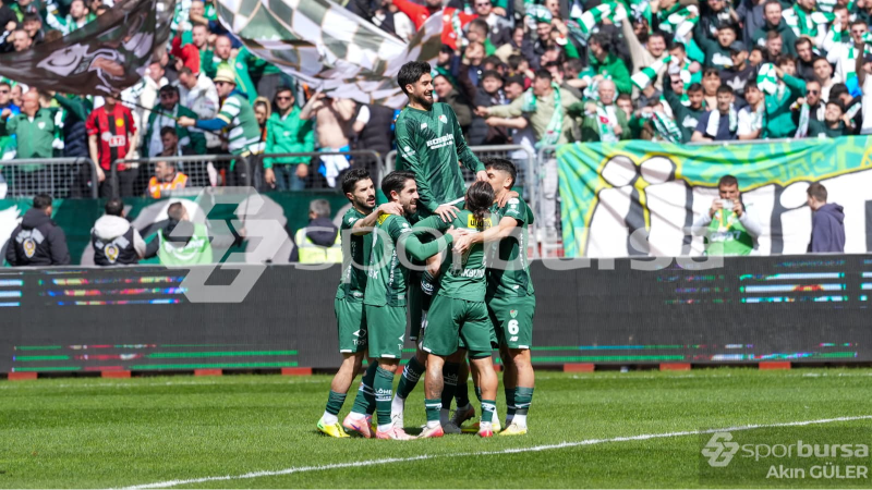 Bursaspor Eskişehir'de kazandı ama şampiyonluk haftaya kaldı