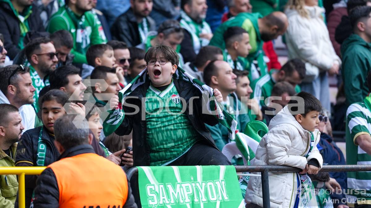 ANKARA DEMİRSPOR - BURSASPOR MAÇ FOTOĞRAFLARI