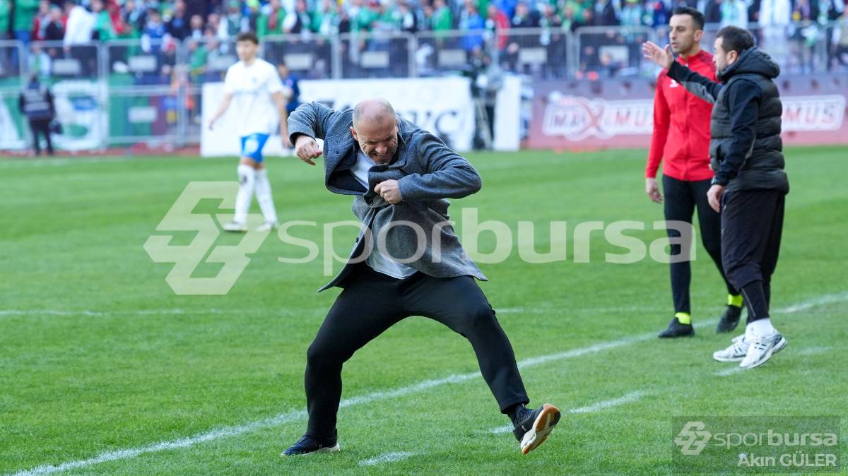 ANKARA DEMİRSPOR - BURSASPOR MAÇ FOTOĞRAFLARI