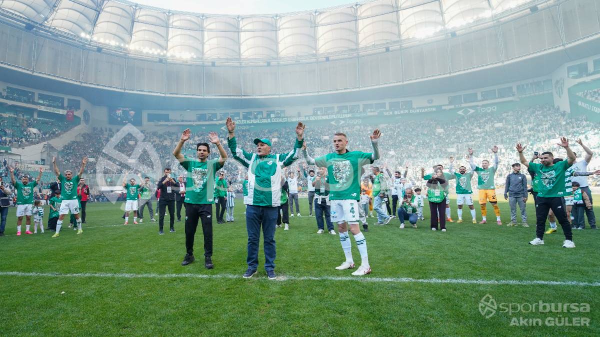 BURSASPOR - SOMASPOR MAÇI VE ŞAMPİYONLUK KUTLAMALARI FOTO GALERİ