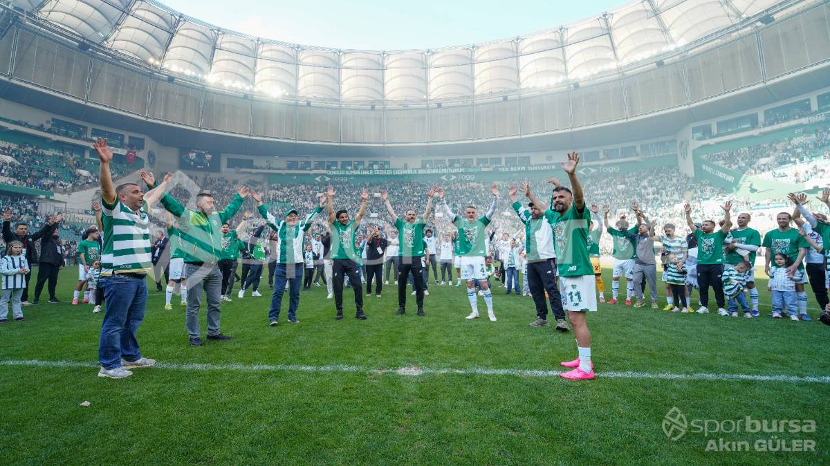 BURSASPOR - SOMASPOR MAÇI VE ŞAMPİYONLUK KUTLAMALARI FOTO GALERİ