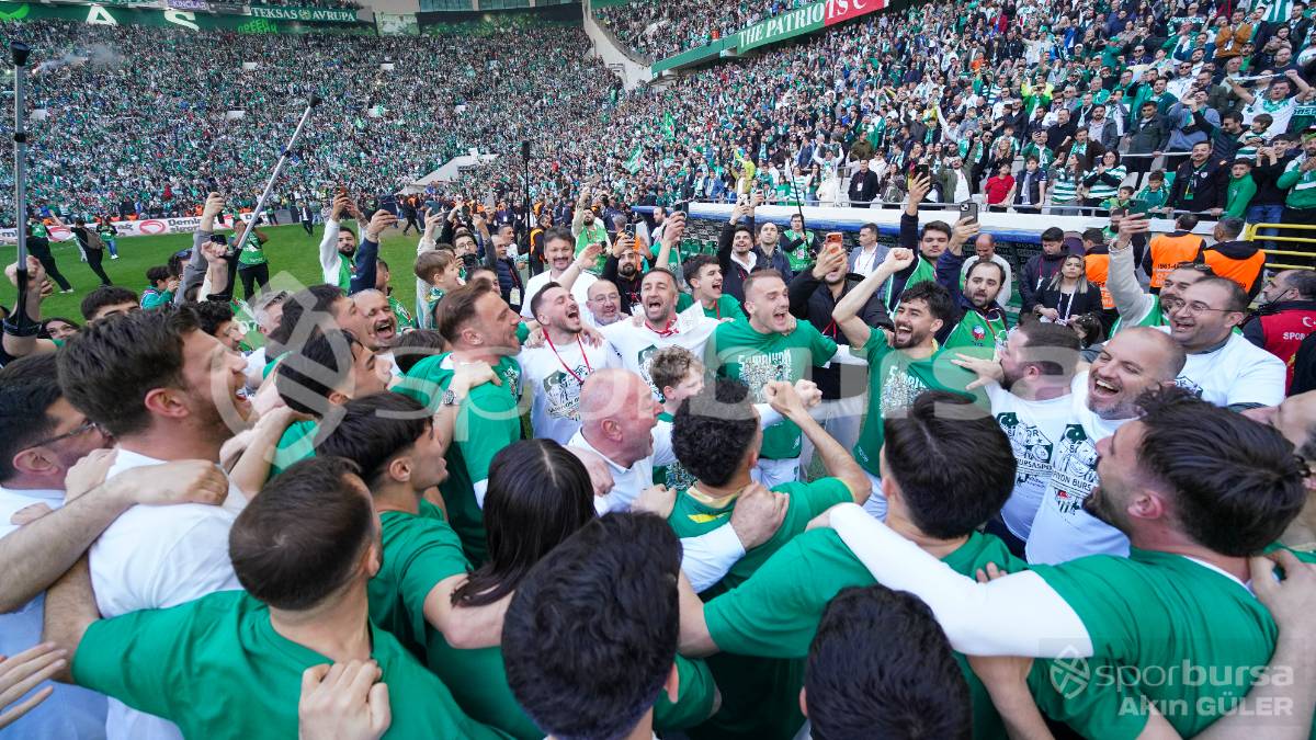 BURSASPOR - SOMASPOR MAÇI VE ŞAMPİYONLUK KUTLAMALARI FOTO GALERİ