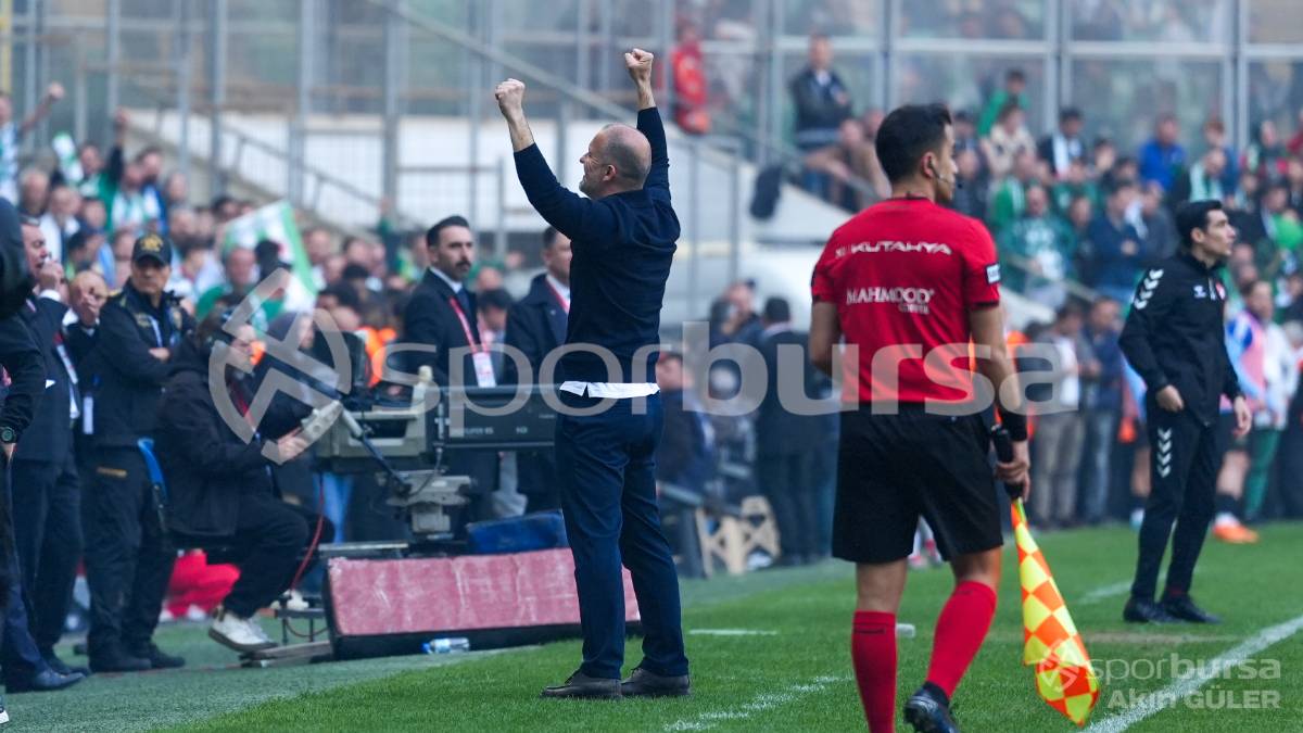 BURSASPOR - SOMASPOR MAÇI VE ŞAMPİYONLUK KUTLAMALARI FOTO GALERİ