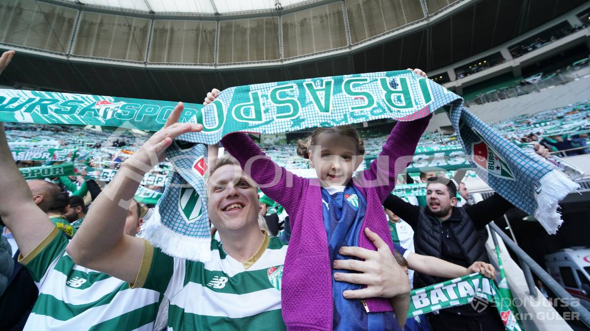 BURSASPOR - SOMASPOR MAÇI VE ŞAMPİYONLUK KUTLAMALARI FOTO GALERİ