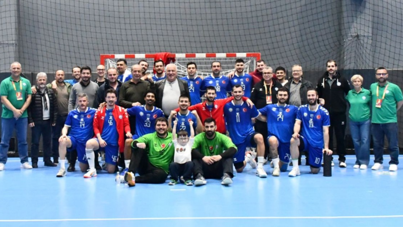 Nilüfer Belediyespor final bileti aldı