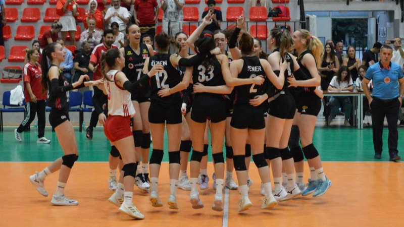 Genç Sultanlar, Avrupa Şampiyonası'nda sahne alıyor