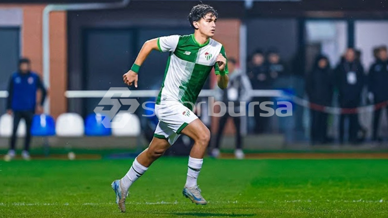 Bursaspor 6. transferini açıkladı!