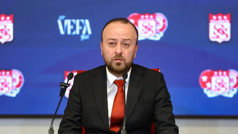 Bursaspor’un rakibinde kriz çözülüyor, yeni hoca…