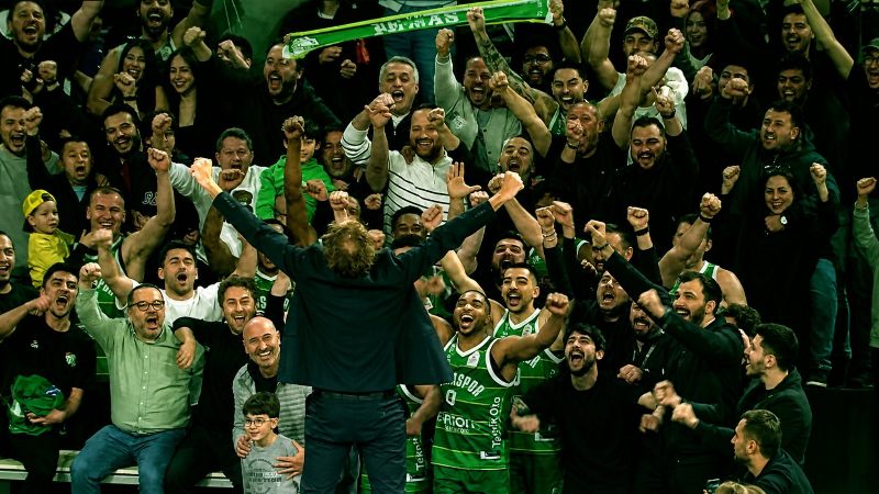 Bursaspor Grimau ile devam ediyor