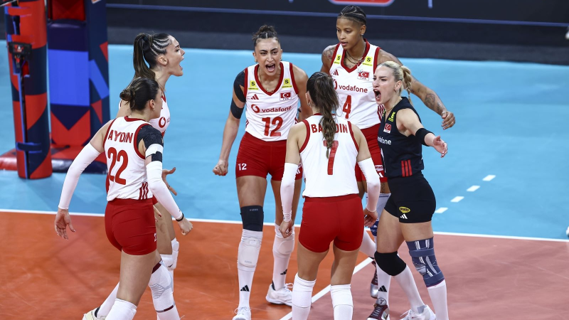 Harika kızlar! VNL'den sonra Avrupa Şampiyonuyuz!