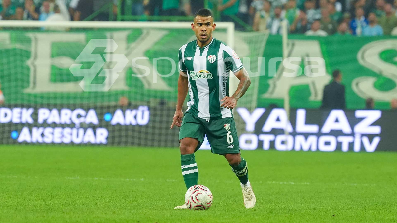 Juergen Elitim: Lig uzun bir maraton…