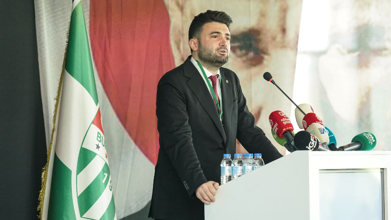 Başkan Çelik, yanındayım kampanyasına 5 milyon lira bağışla yeniden start verdi