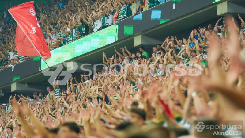 Bursaspor, en yakın rakibini 3’e katladı!