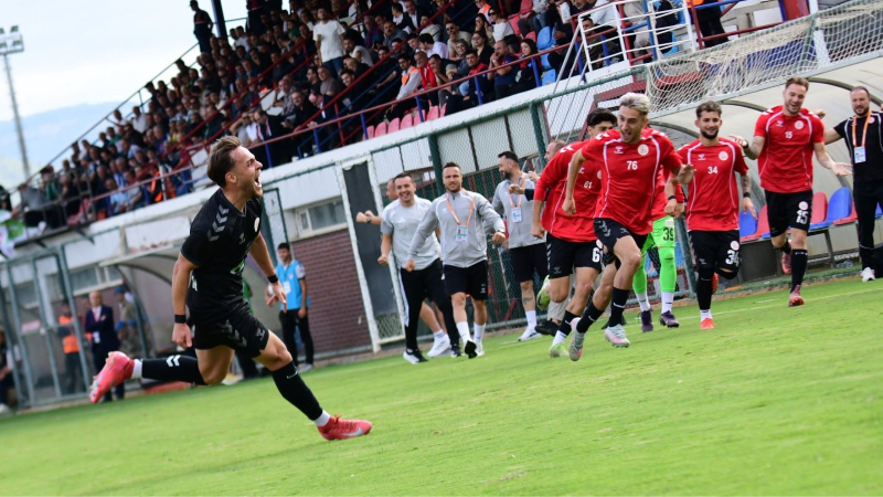 Gemlik liderlik koltuğunu sevdi!