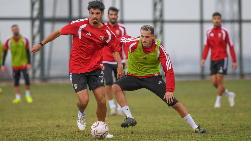 İnegölspor Trabzon, Karacabey Adana'da galibiyet arıyor