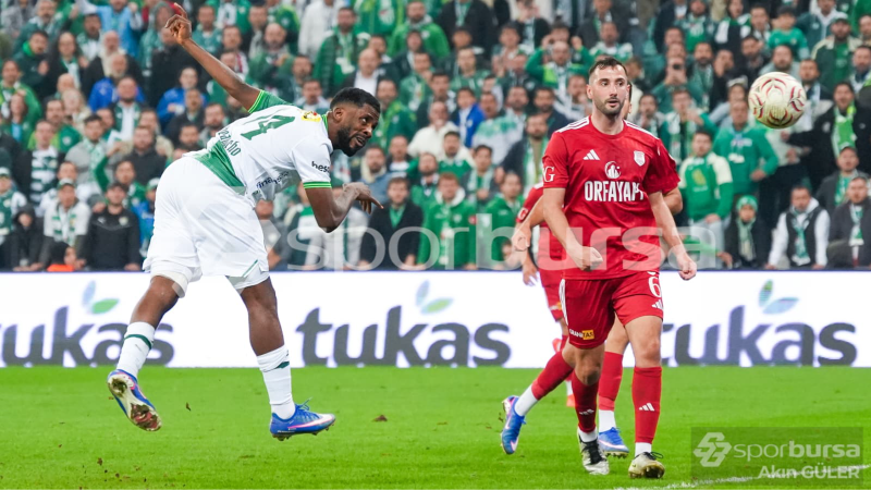 Iheanacho'dan yeni rekor; 11.maç, 15.gol