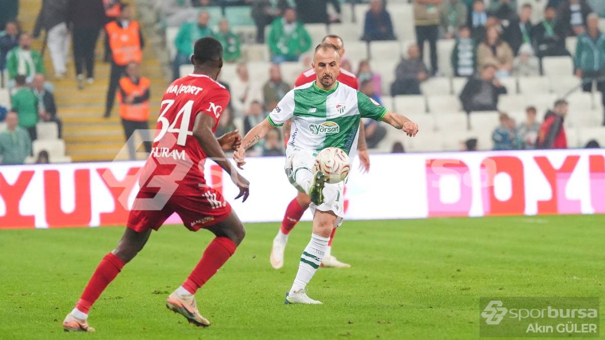 BURSASPOR - PENDİKSPOR MAÇI FOTOĞRAFLARI