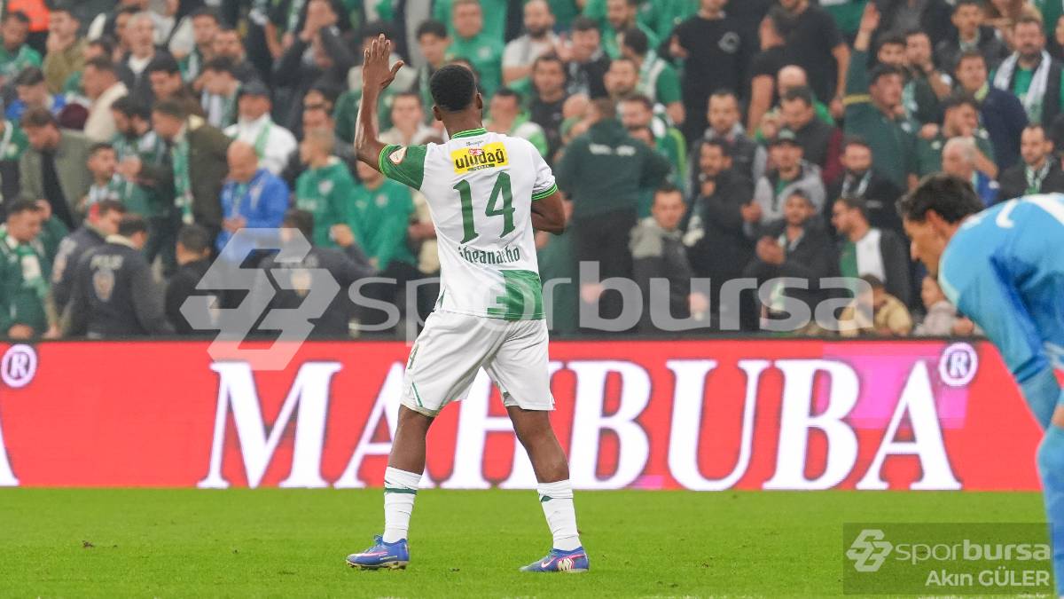 BURSASPOR - PENDİKSPOR MAÇI FOTOĞRAFLARI