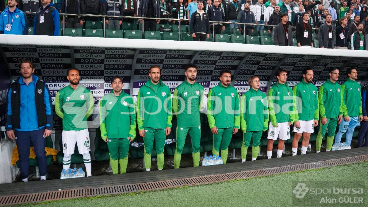 BURSASPOR - PENDİKSPOR MAÇI FOTOĞRAFLARI