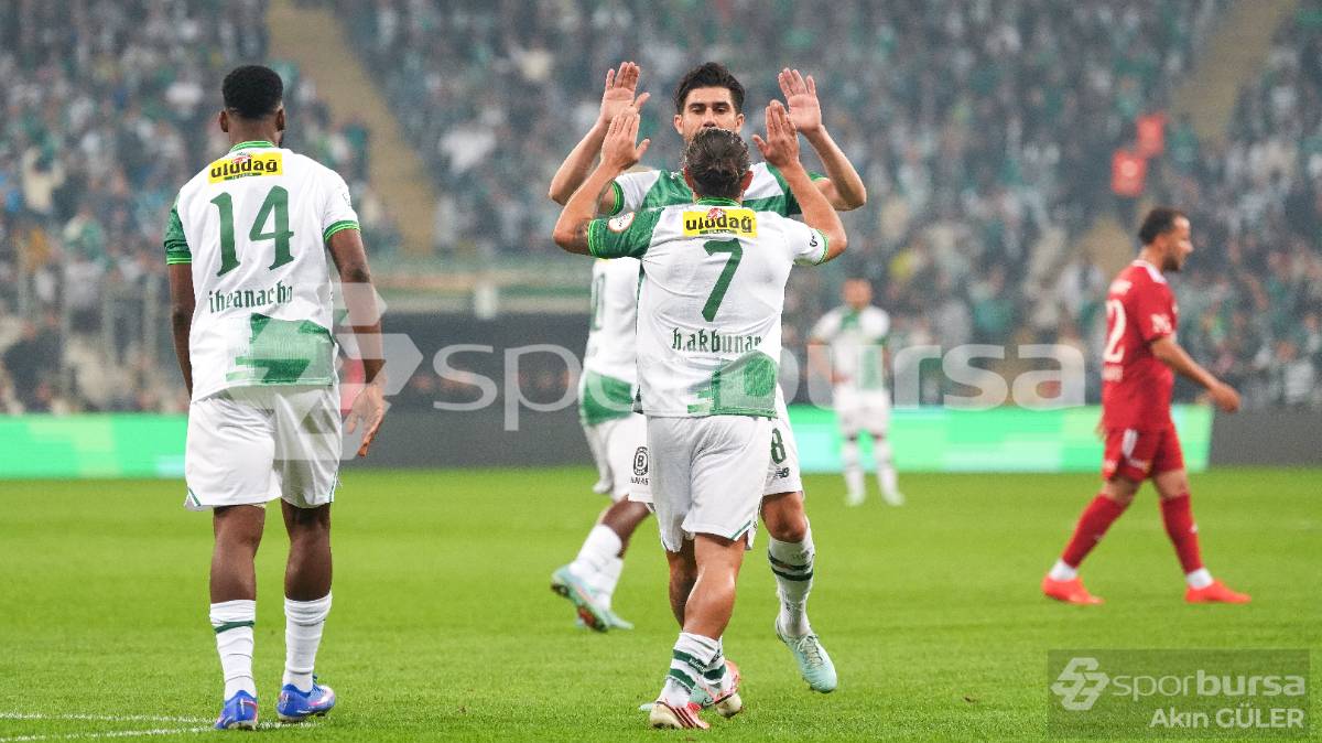 BURSASPOR - PENDİKSPOR MAÇI FOTOĞRAFLARI
